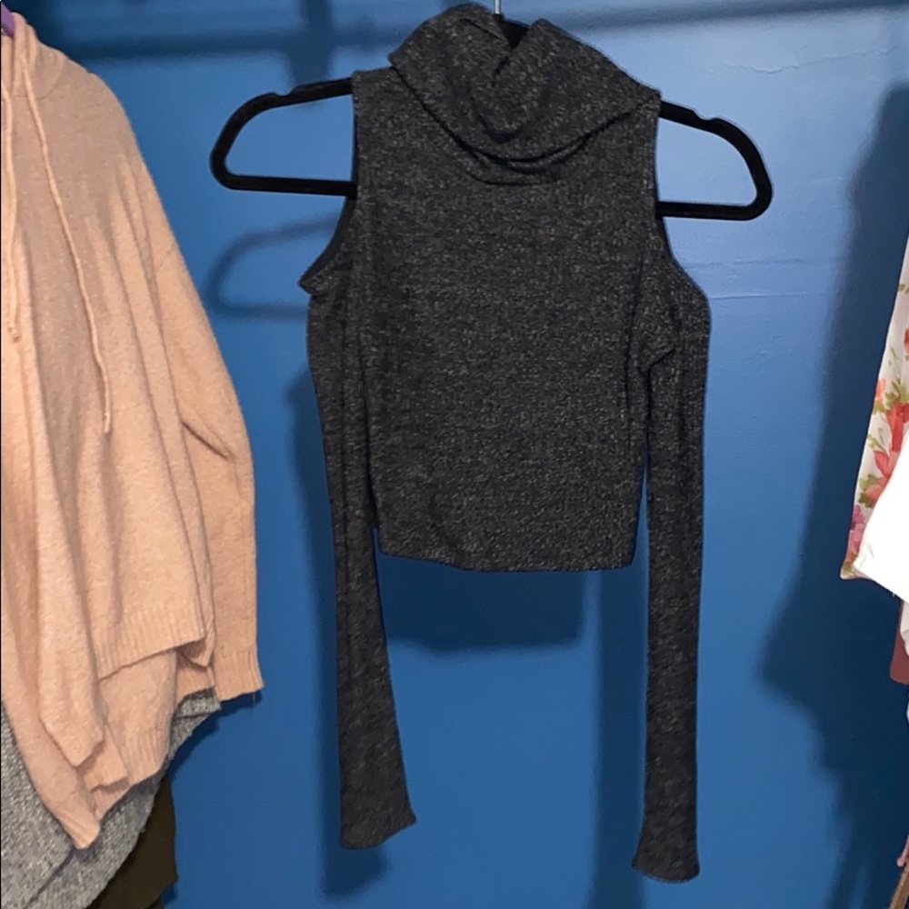Cutout shoulder sweater